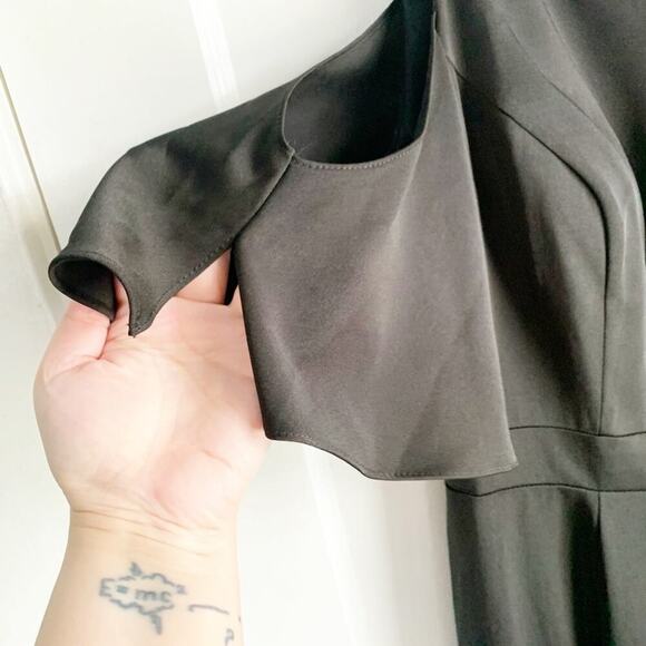 Kleinfeld Satin Formal Cold Shoulder Maxi Dress Strappy Back Black Bridesmaid 2 - Picture 3 of 16